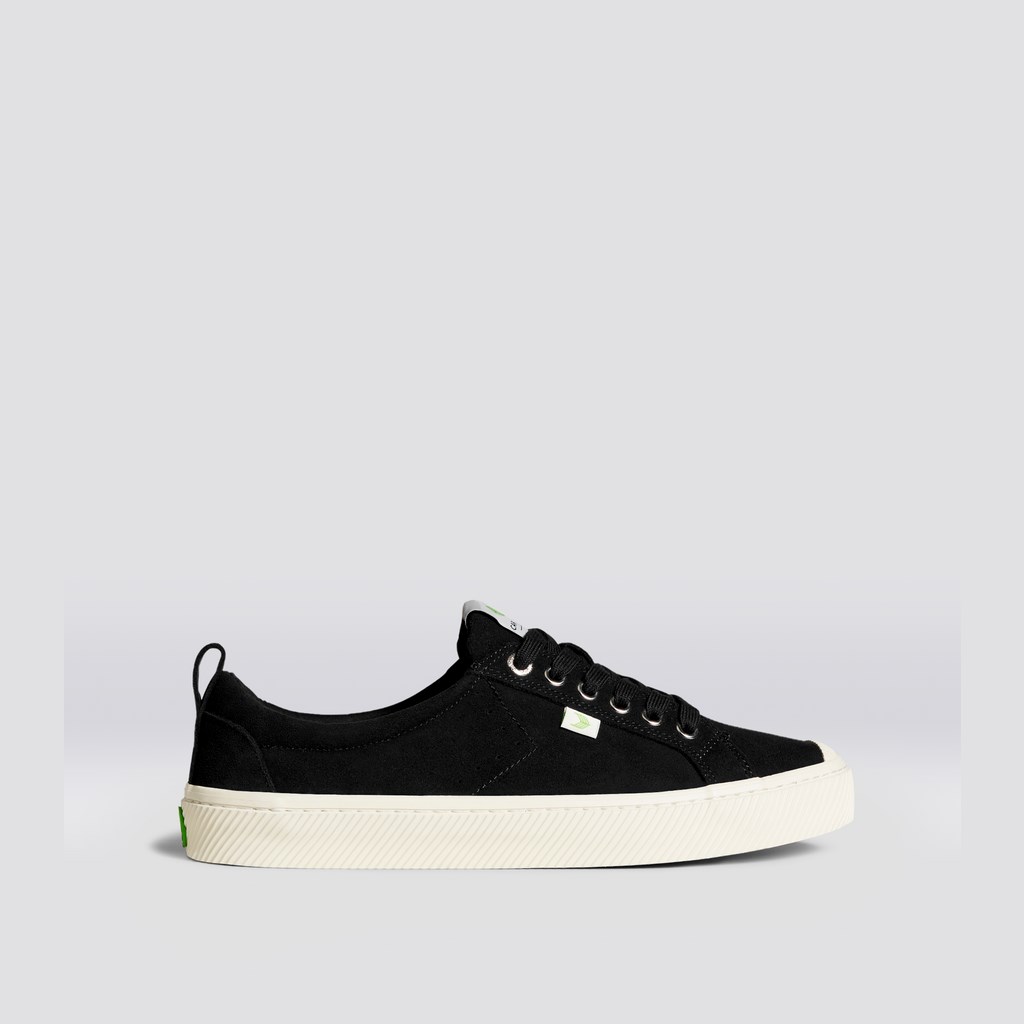 OCA LOW Cariuma Low Top Daim Noir Femme | JAY-6136345